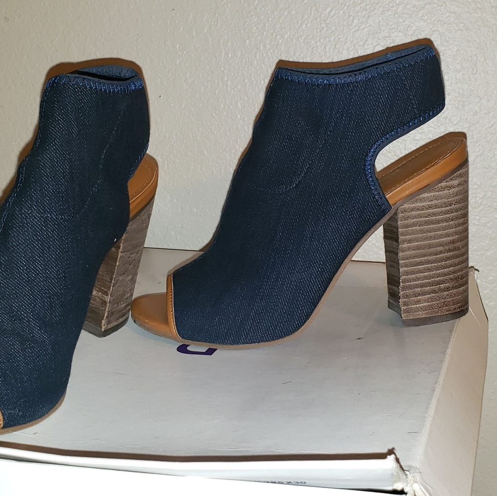 Ladies Boots